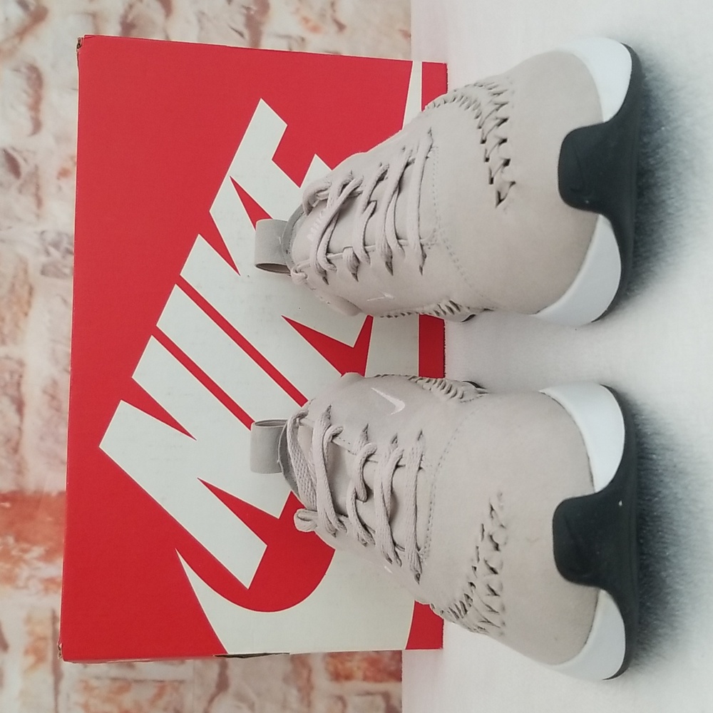 New Nike Dualtone Racer Woven Sneakers - Picture 3 of 9